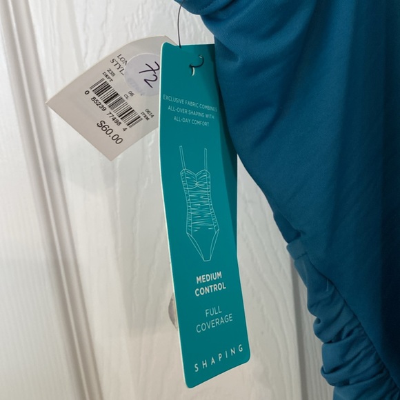 SHAPE + STYLE - Picture 5 of 9